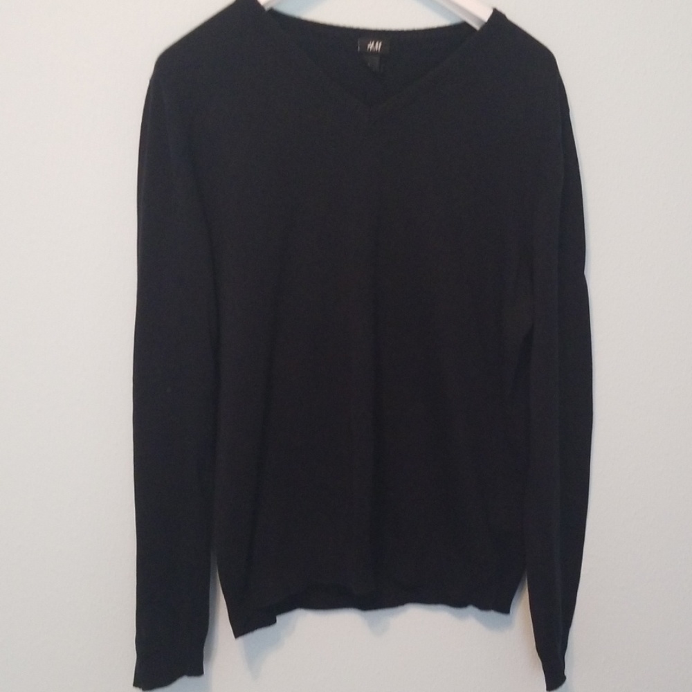COPY - H&M V Neck Sweater